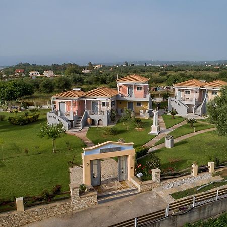 Ta Spitakia Tsarbopoulos Kyparissia Luaran gambar