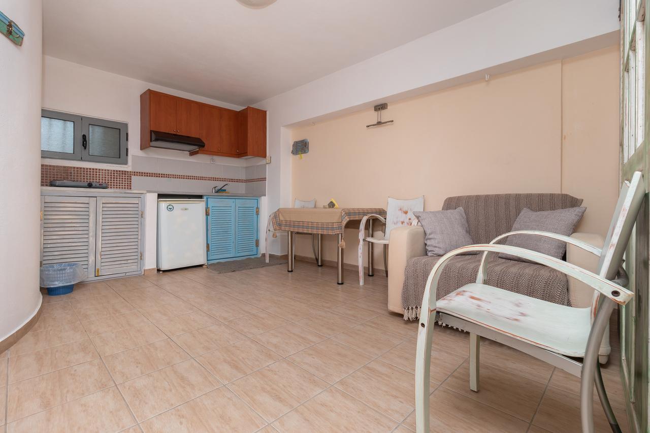 Ta Spitakia Tsarbopoulos Kyparissia Luaran gambar